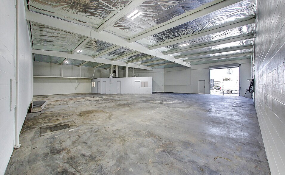 15300 S Avalon Blvd, Gardena, CA à louer - Photo de l’immeuble – Image 3 sur 17