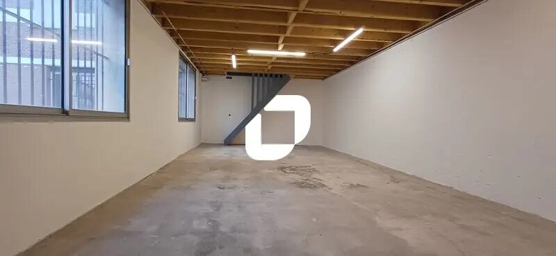 Local d’activités dans Aubergenville à louer - Photo intérieure – Image 3 sur 8