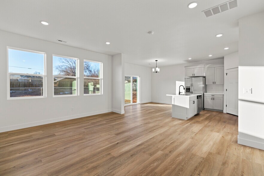 39 N 200 E, Richfield, UT à vendre - Photo intérieure – Image 2 sur 56