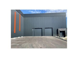 Plus de détails pour Local d'activités à louer