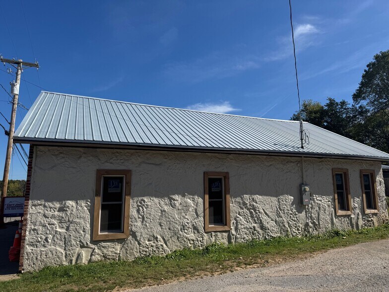 203-235 E Pickens Rd, Pea Ridge, AR à vendre - Photo de l’immeuble – Image 3 sur 9