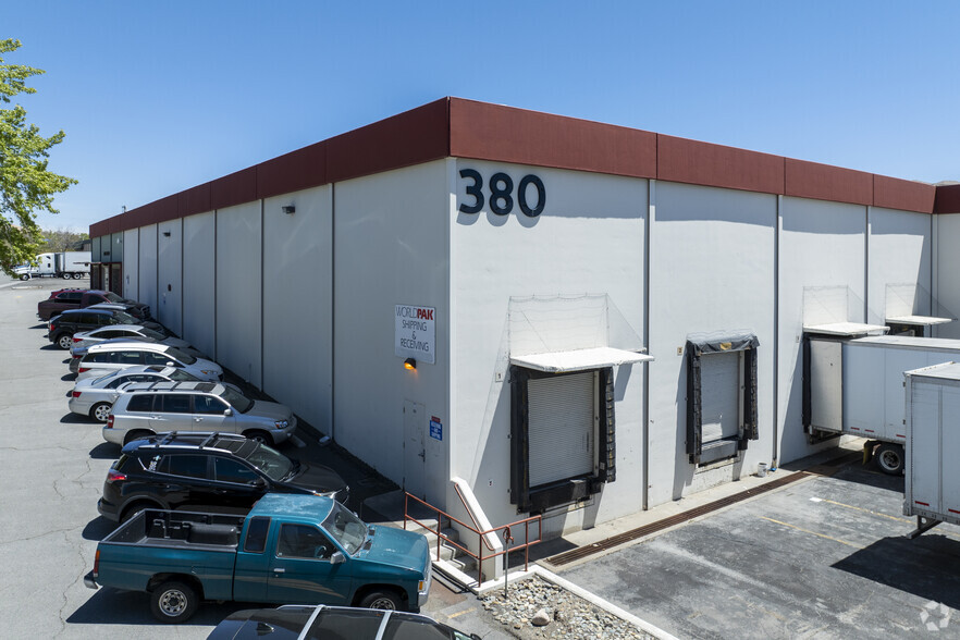 380 Parr Blvd, Reno, NV à louer - Photo principale – Image 1 sur 6