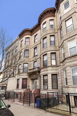 Plus de détails pour 782 Lincoln Pl, Brooklyn, NY - Logement à vendre