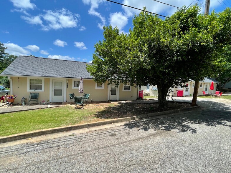 3246 High Point Dr, Macon, GA à vendre - Photo principale – Image 1 sur 7