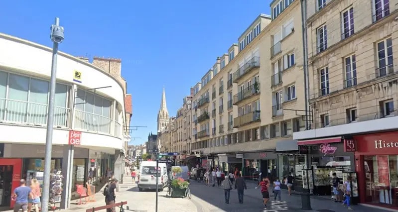 Local commercial dans Caen à louer Photo de l’immeuble– Image 1 sur 2