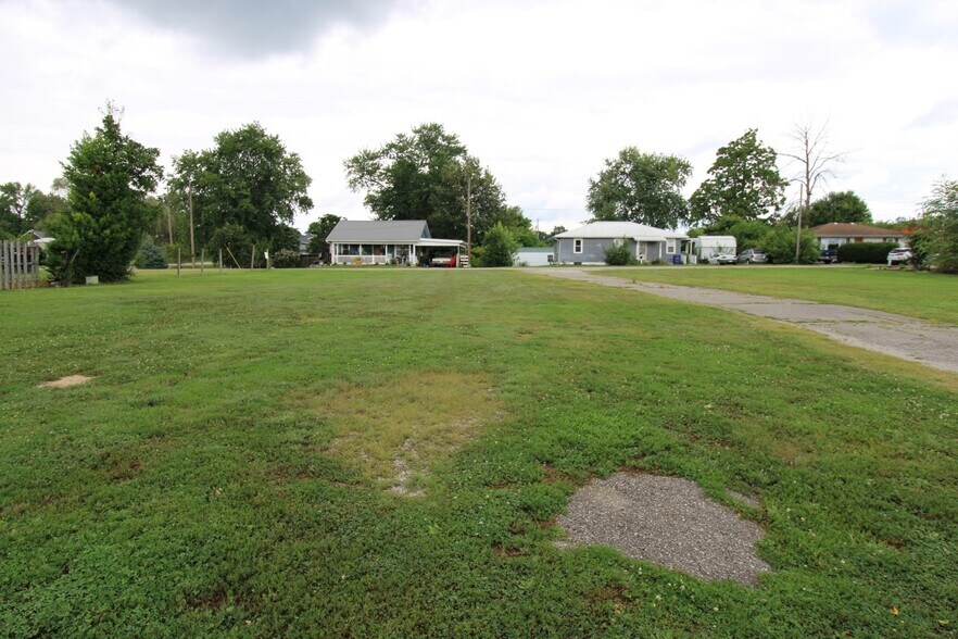 107 7th st, Princeton, IN à vendre - Photo de l’immeuble – Image 2 sur 2
