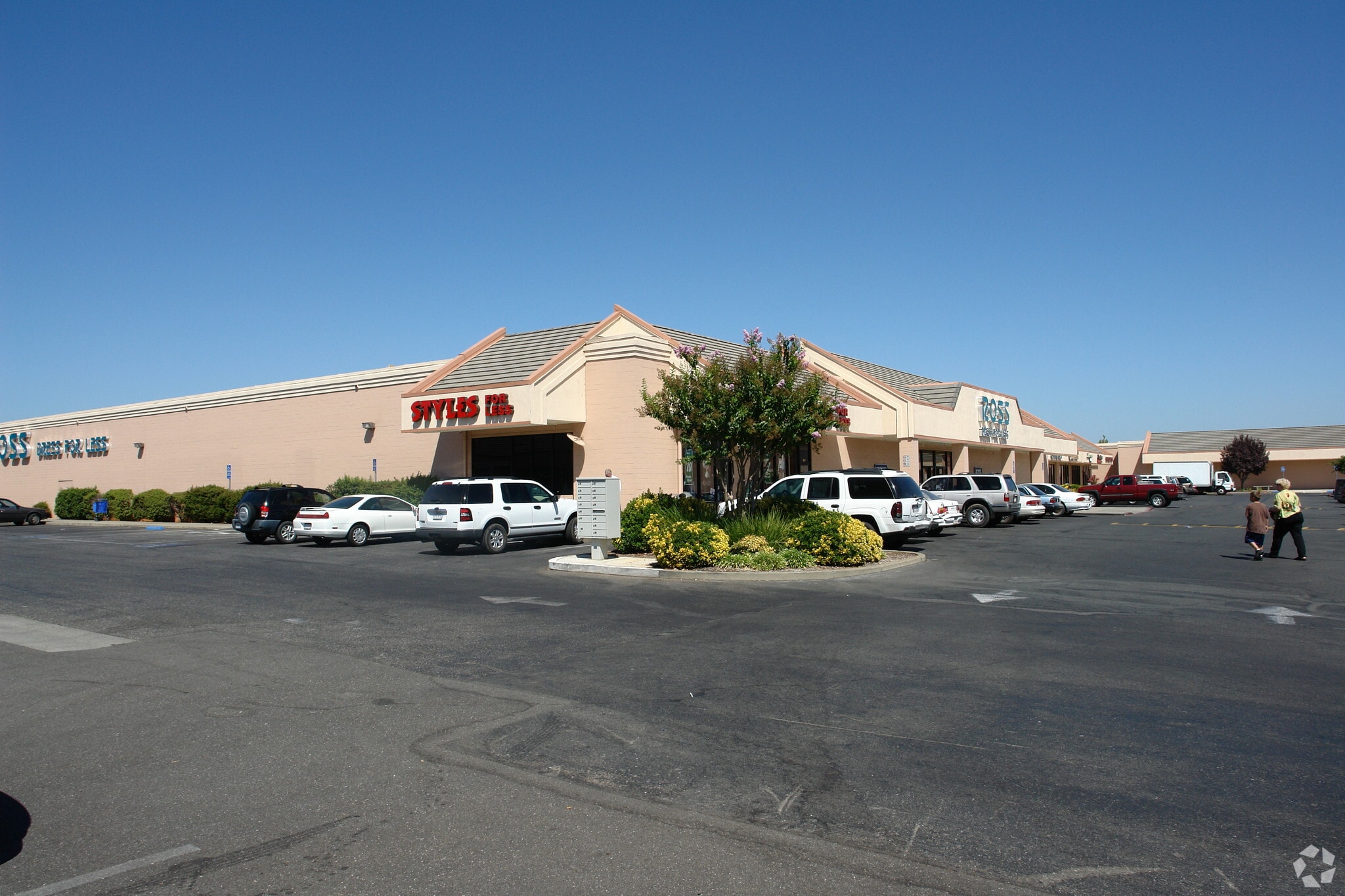 2485 Notre Dame Blvd, Chico, CA à vendre Photo principale– Image 1 sur 21