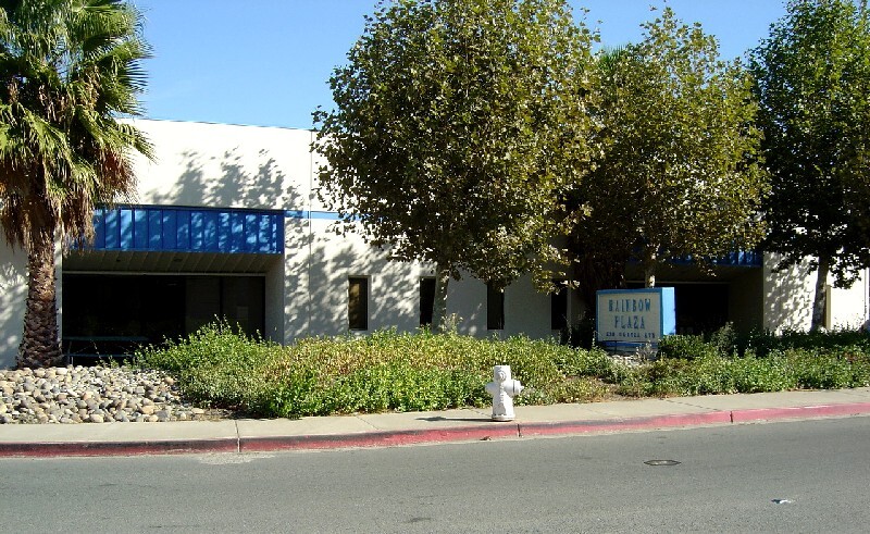 529 Garcia Ave, Pittsburg, CA à louer Photo principale– Image 1 sur 3