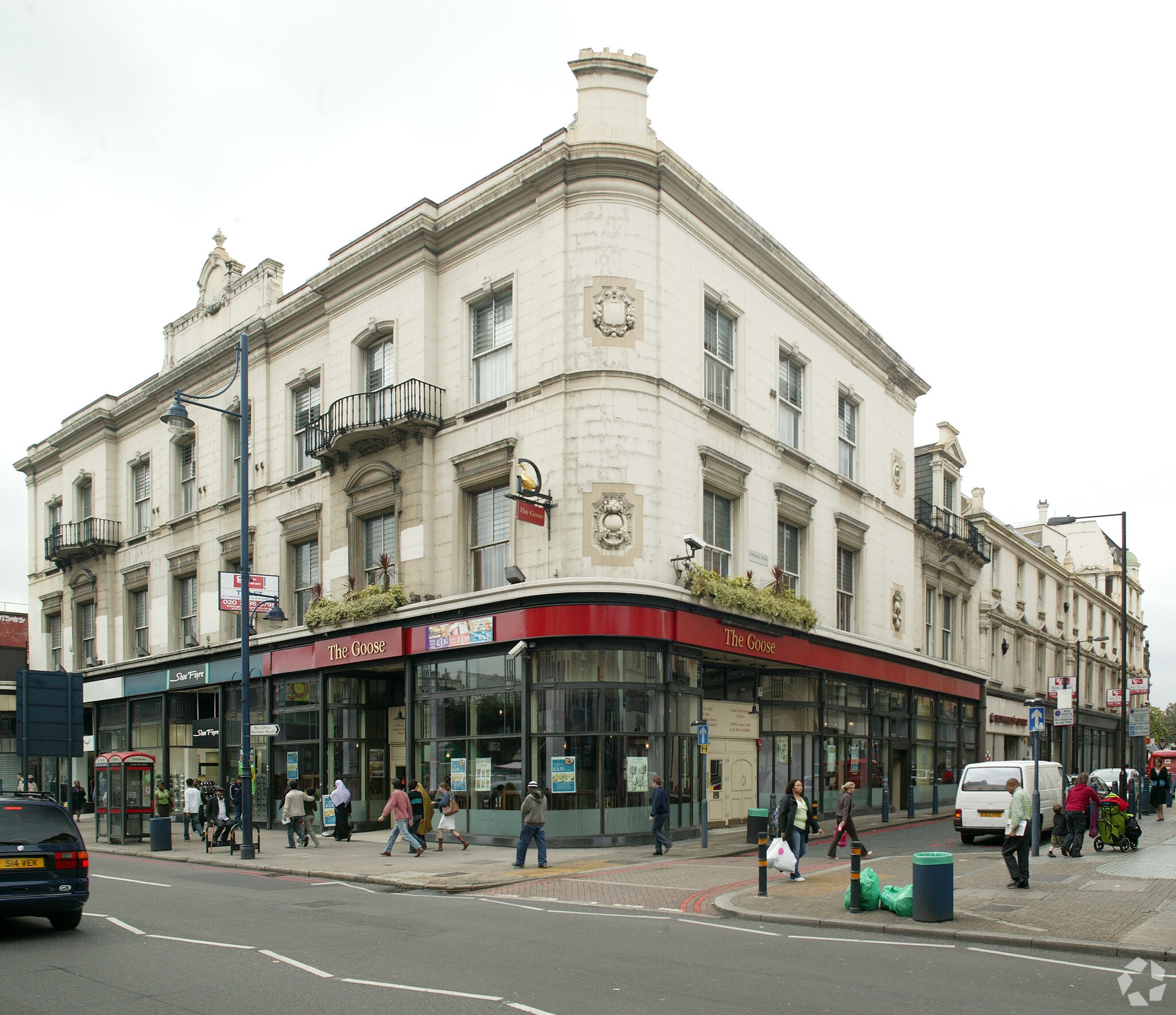 442-444 Brixton Rd, Londres à louer Photo principale– Image 1 sur 11