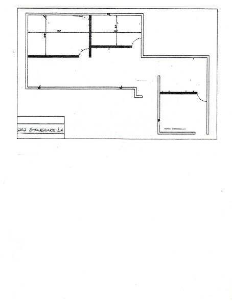206 Stonehinge Ln, Carle Place, NY à louer - Photo de l’immeuble – Image 3 sur 3