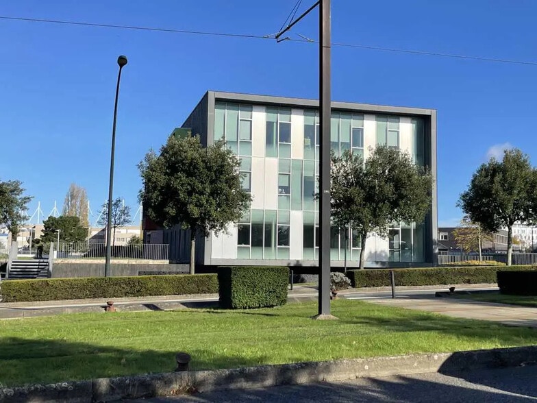 2 Rue Vasco De Gama, Saint-Herblain à louer - Photo de l’immeuble – Image 1 sur 7