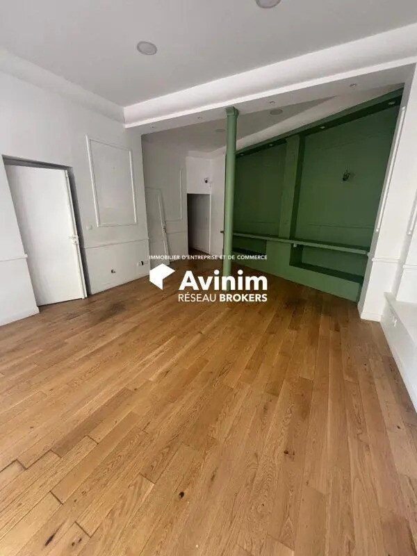 Plus de détails pour Local commercial à louer