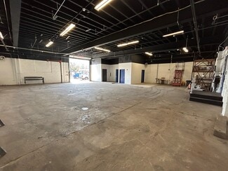 Plus de détails pour 345 Ocean Ave, Jersey City, NJ - Industriel/Logistique à louer