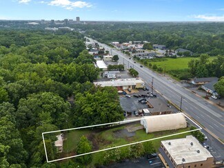 Plus de détails pour 730 Wade Hampton Blvd, Greenville, SC - Local commercial à vendre