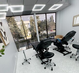 Plus de détails pour 1601 Dove St, Newport Beach, CA - Médical à louer