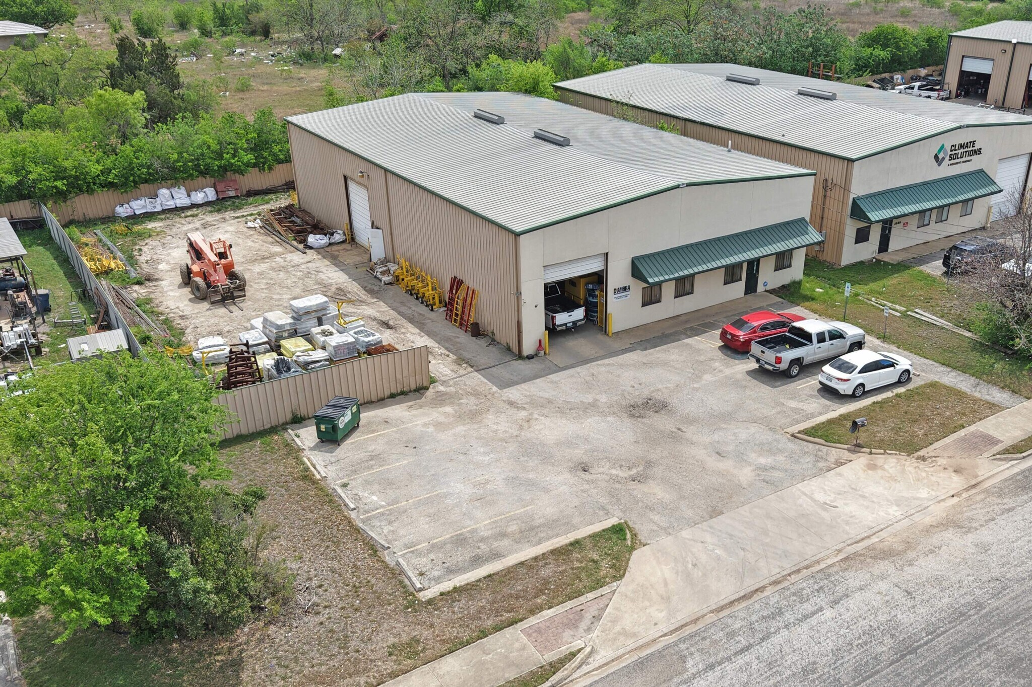 2320 Patterson Industrial Blvd, Pflugerville, TX à vendre Photo de l’immeuble– Image 1 sur 14