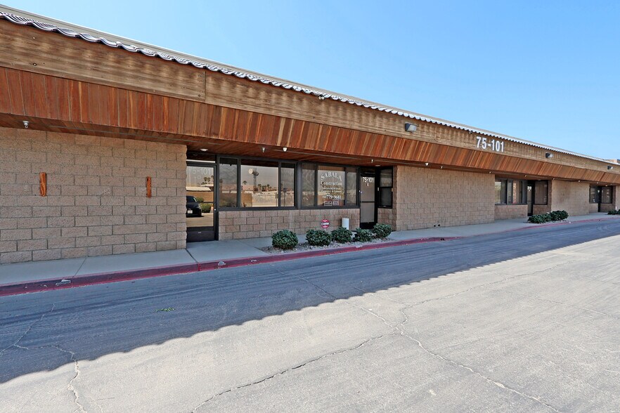 75-101 Sego Ln, Palm Desert, CA à louer - Photo de l’immeuble – Image 2 sur 3