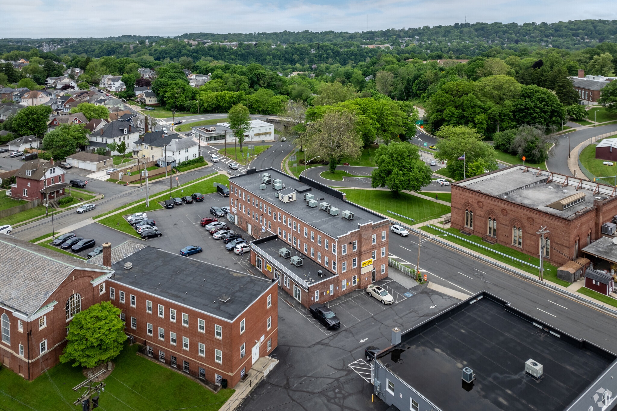 370 Memorial Pkwy, Phillipsburg, NJ à vendre Aérien– Image 1 sur 13