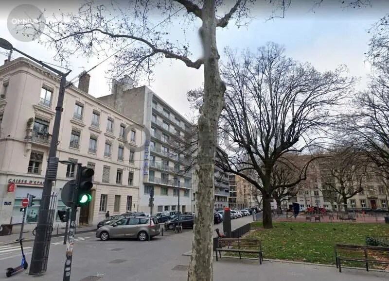 Bureau dans Lyon à louer - Photo de l’immeuble – Image 2 sur 5