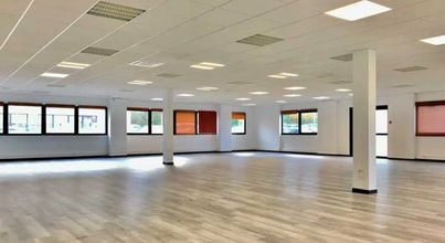 Bureau dans Saint-Priest à louer Photo intérieure– Image 2 sur 3