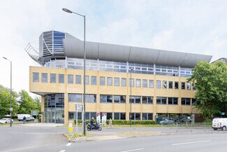 Plus de détails pour High St, Crawley - Bureau à louer