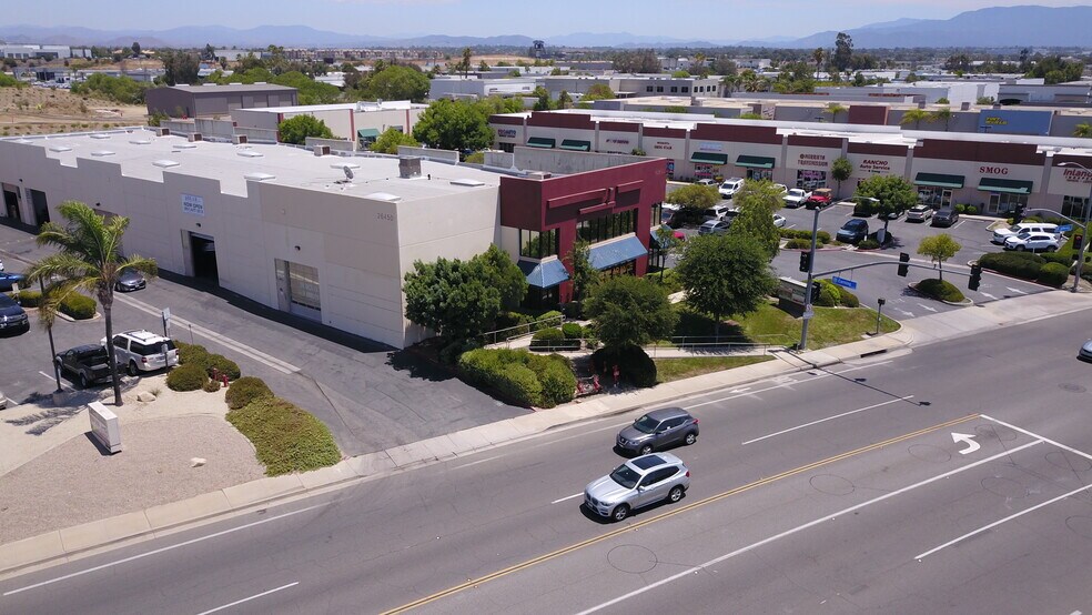 26450 Jefferson Ave, Murrieta, CA à louer - Photo de l’immeuble – Image 3 sur 4