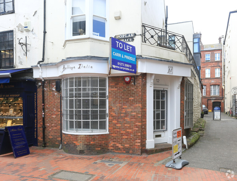 12 Meeting House Ln, Brighton à vendre - Photo de l’immeuble – Image 2 sur 3
