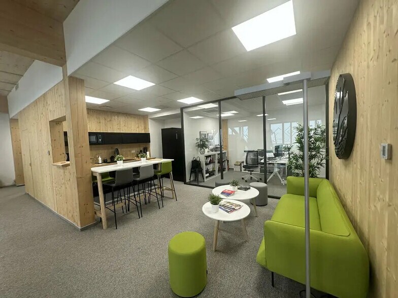Bureau dans Schiltigheim à louer - Photo de l’immeuble – Image 3 sur 5