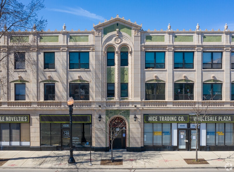 4538-4558 N Clark St, Chicago, IL à louer - Photo de l’immeuble – Image 2 sur 4
