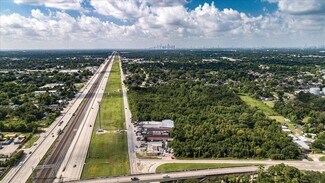 Plus de détails pour 12969 W Hardy Rd, Houston, TX - Industriel/Logistique à vendre