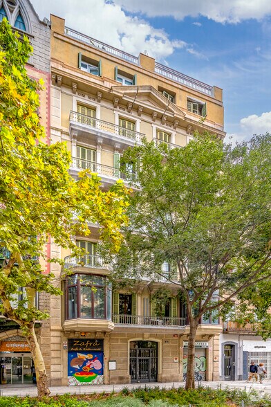 Local commercial dans Barcelone, Barcelona à louer - Photo principale – Image 1 sur 1