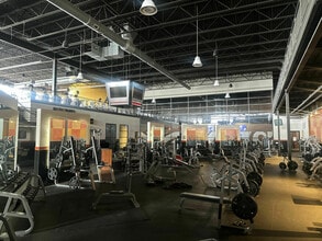 1800 Tanglewood Park Blvd, Hilliard, OH à louer Photo intérieure– Image 1 sur 4