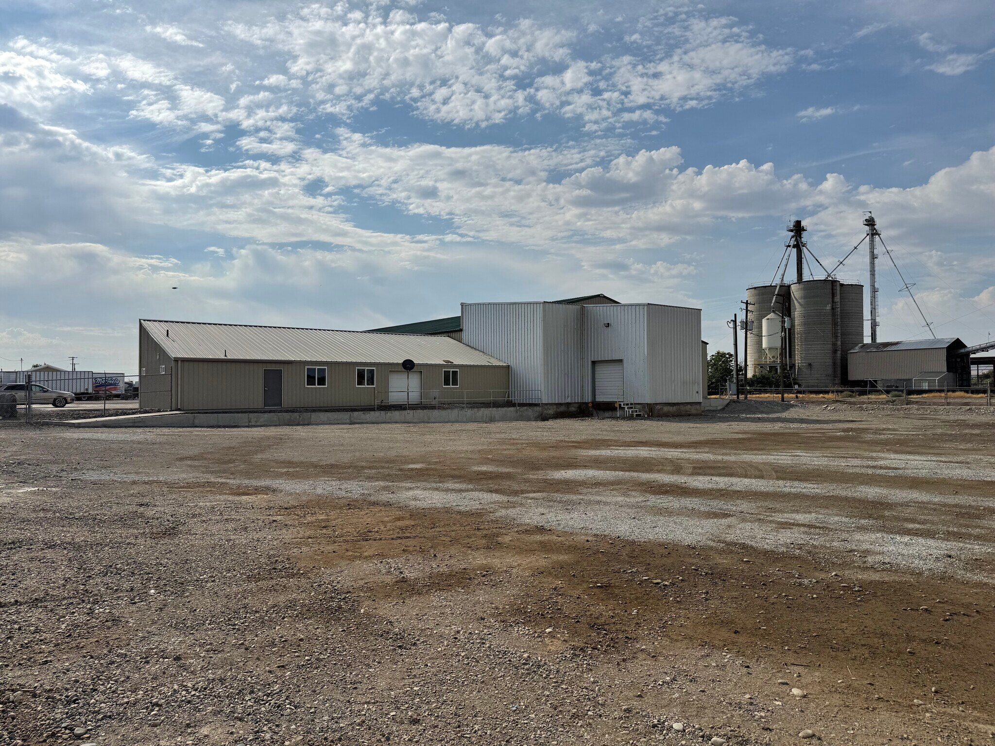 396 Grain Terminal Rd, Burbank, WA à vendre Photo de l’immeuble– Image 1 sur 10