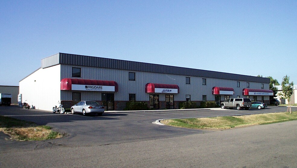 800 Stockton Ave, Fort Collins, CO à louer - Photo principale – Image 1 sur 13