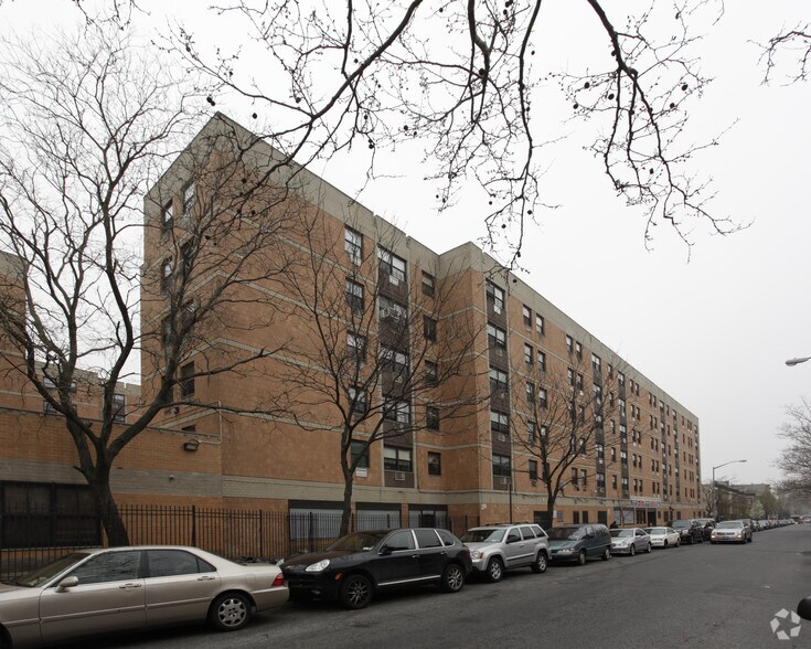 510 Quincy St, Brooklyn, NY à louer - Photo de l’immeuble – Image 2 sur 34