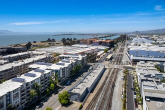 6440-6490 Bay St, Emeryville, CA - VUE AÉRIENNE  vue de carte - Image1