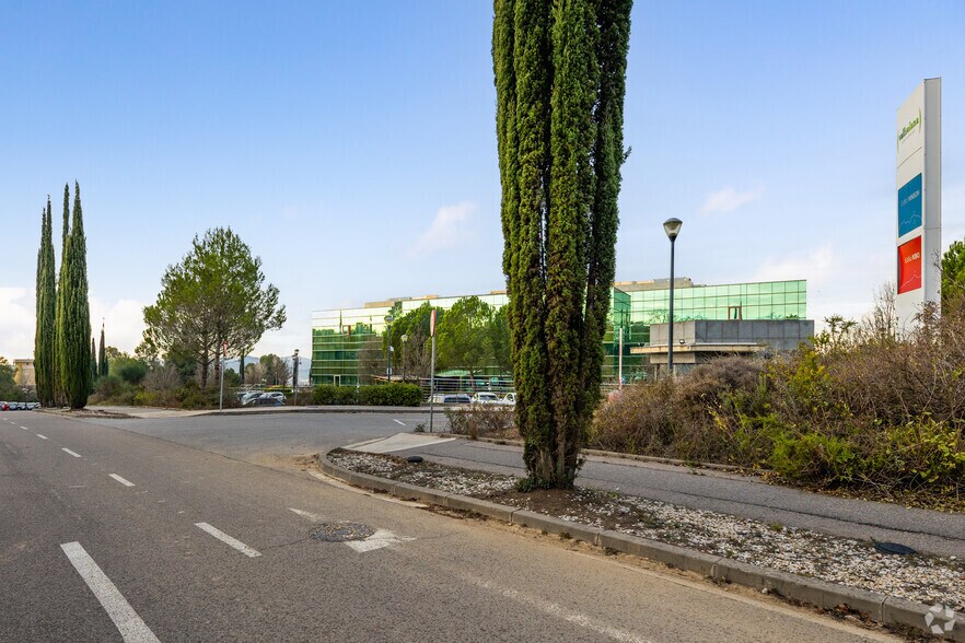 Camí de Can Camps, 17, Sant Cugat del Vallès, Barcelona à louer - Photo de l’immeuble – Image 3 sur 4