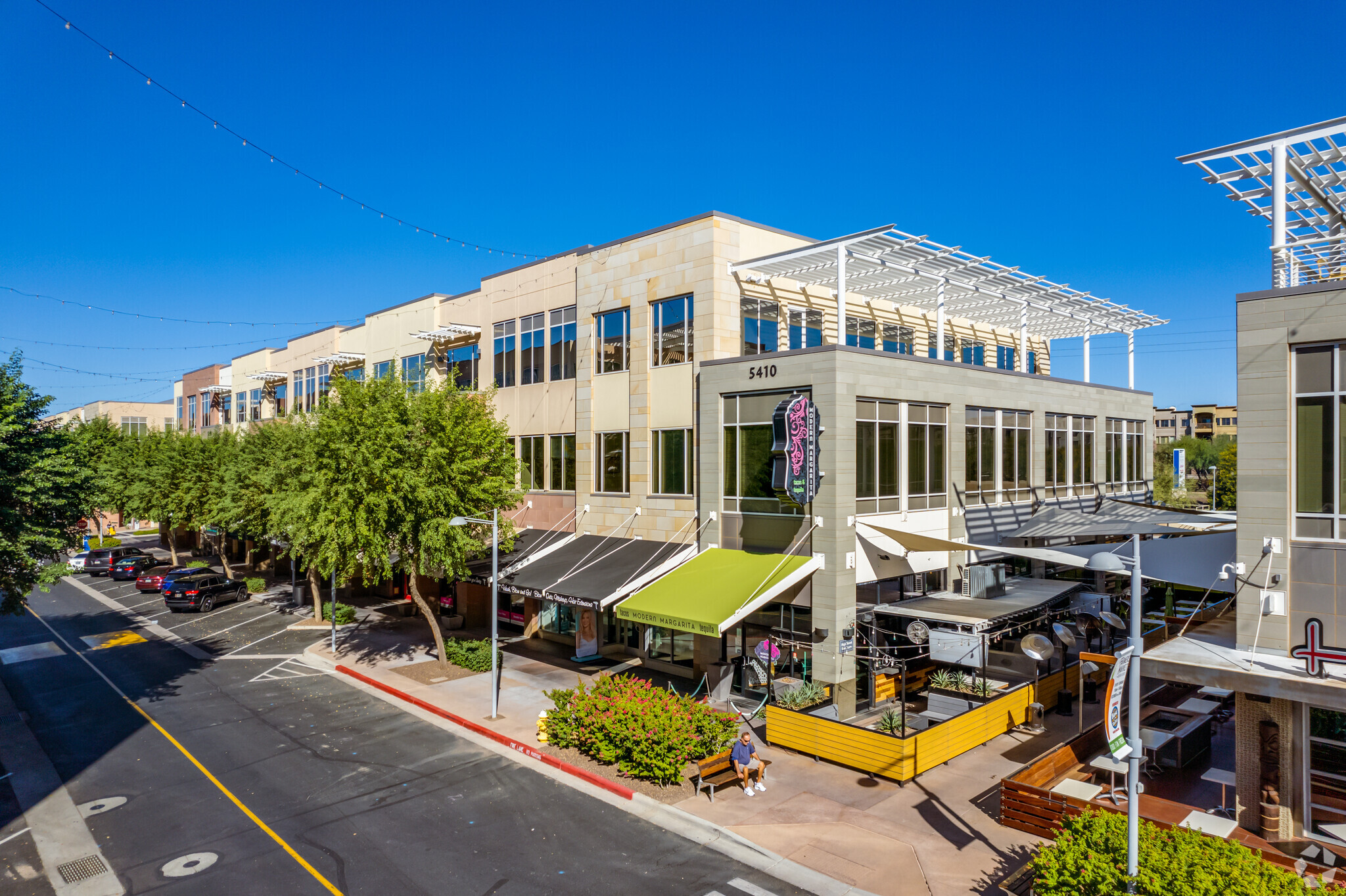 5410 E High St, Phoenix, AZ à louer Photo principale– Image 1 sur 21