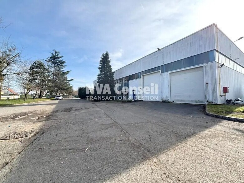 Industriel/Logistique dans SAINT-OUEN-L'AUMONE à louer - Photo de l’immeuble – Image 2 sur 15