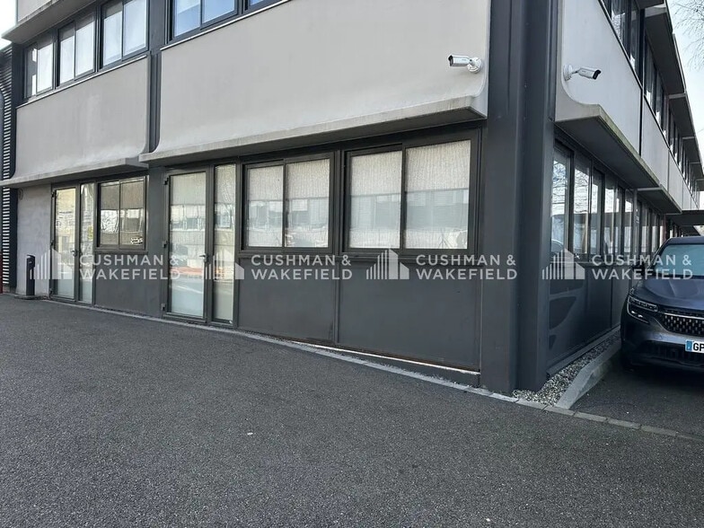 Local d'activités dans Bischheim à vendre - Photo de l’immeuble – Image 3 sur 8