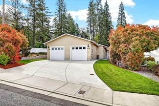 Plus de détails pour 3001 University, UNIT #A-B Dr, Grants Pass, OR - Logement à vendre