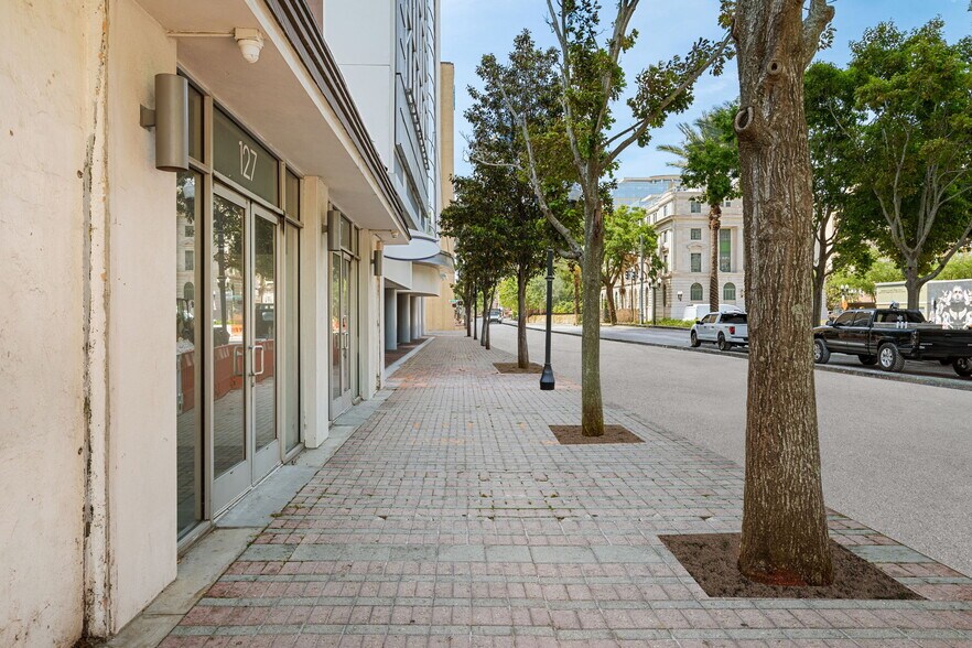 127 N Magnolia Ave, Orlando, FL à vendre - Photo de l’immeuble – Image 2 sur 46
