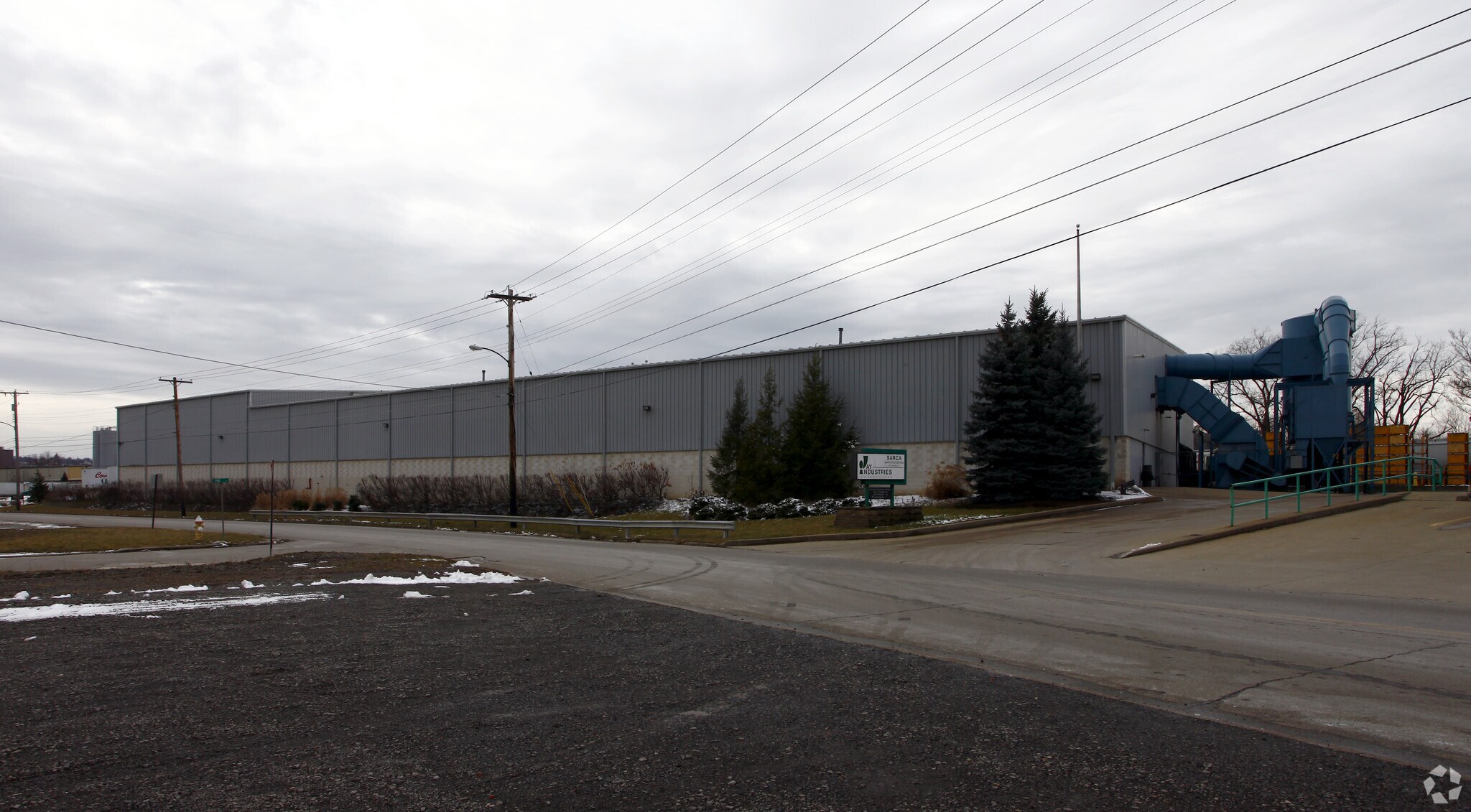 501 Newman St, Mansfield, OH à louer Photo principale– Image 1 sur 7
