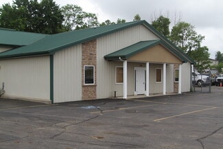 Plus de détails pour 848 S High St, Hillsboro, OH - Local commercial à vendre