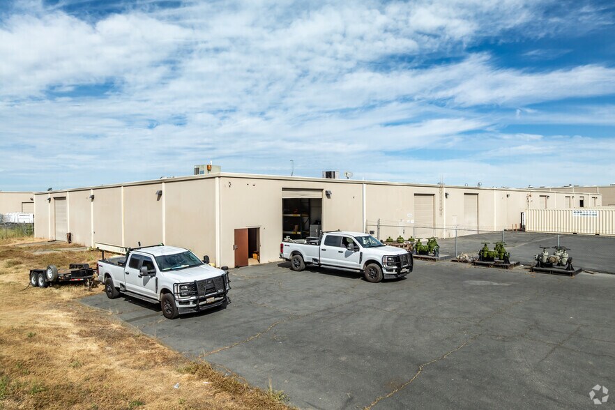 1462 Tanforan Ave, Woodland, CA à louer - Photo de l’immeuble – Image 2 sur 3