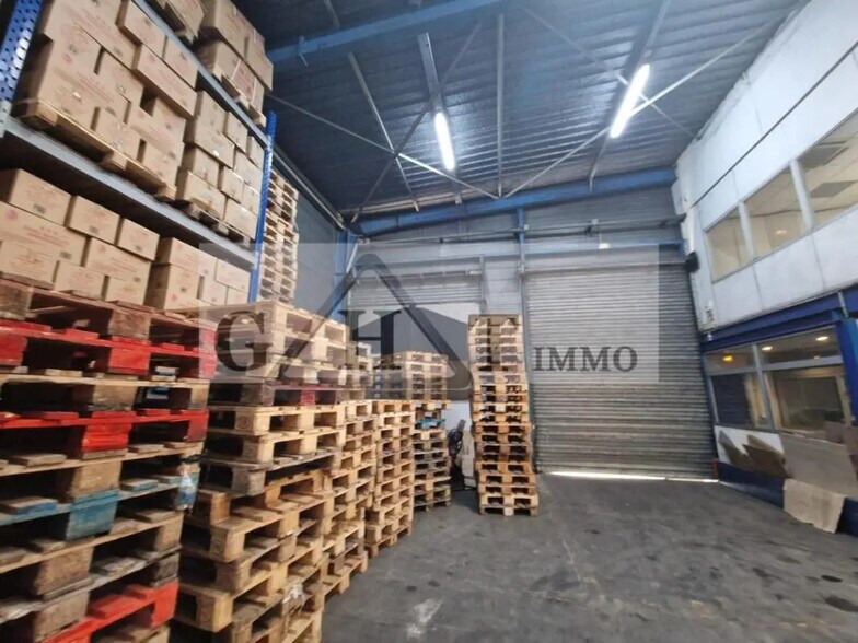 Bureau dans Sarcelles à louer - Photo de l’immeuble – Image 3 sur 10