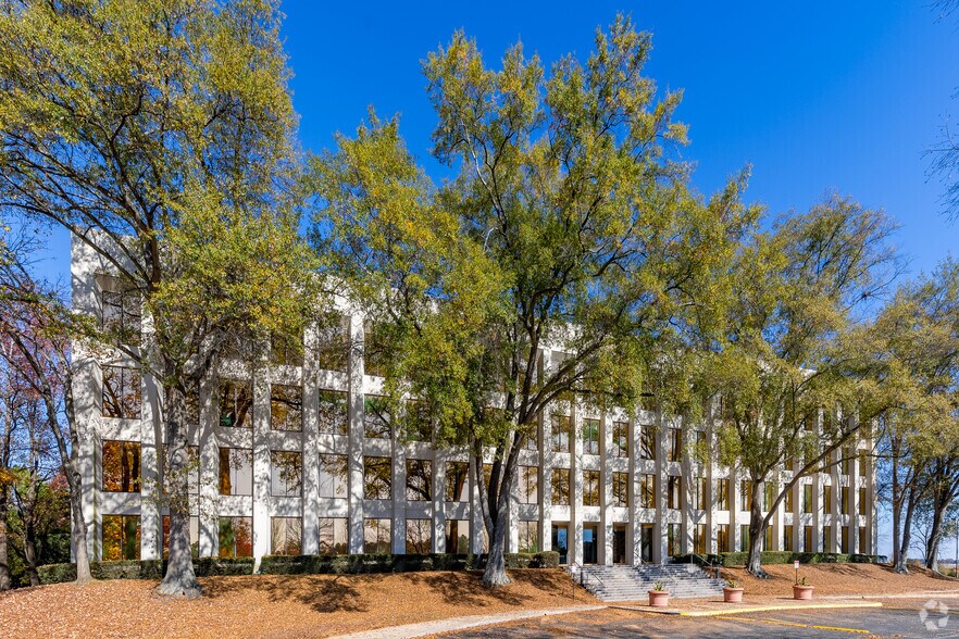 1895 Phoenix Blvd, Atlanta, GA à vendre - Photo de l’immeuble – Image 3 sur 14