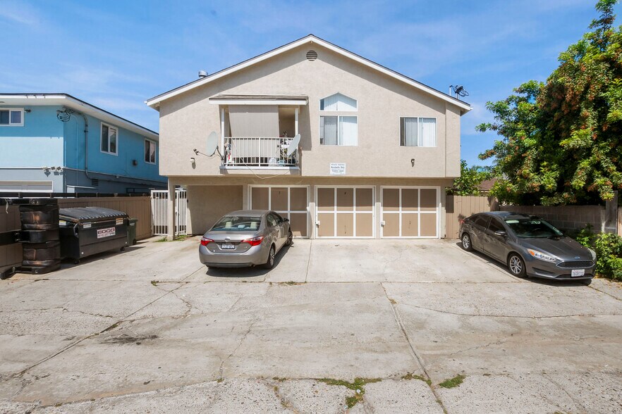 4455 WINONA Ave, San Diego, CA à vendre - Photo de l’immeuble – Image 2 sur 18