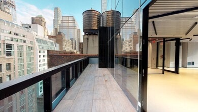 44 W 37th St, New York, NY à louer Photo intérieure– Image 1 sur 4