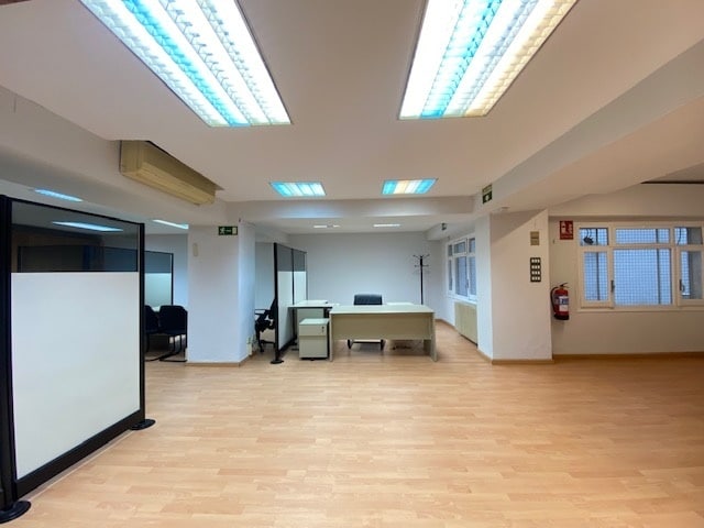 Local commercial dans Madrid, Madrid à louer Plan d’étage– Image 1 sur 14